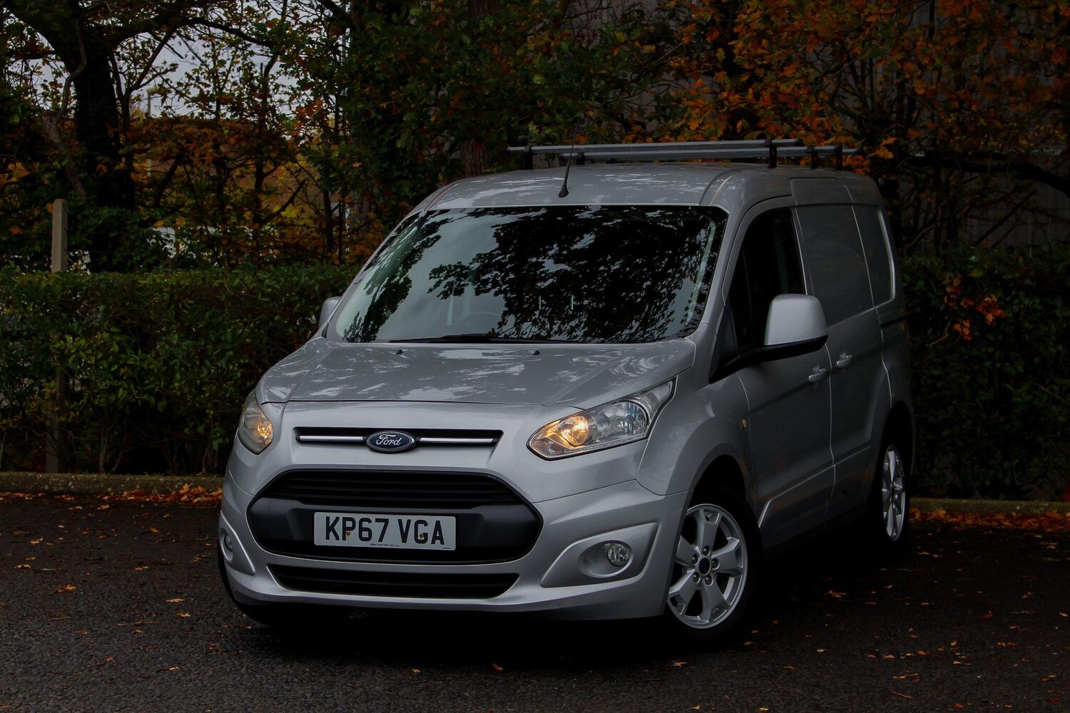 Used Ford Transit Connect 2017 for sale - 76528103: Photo 2