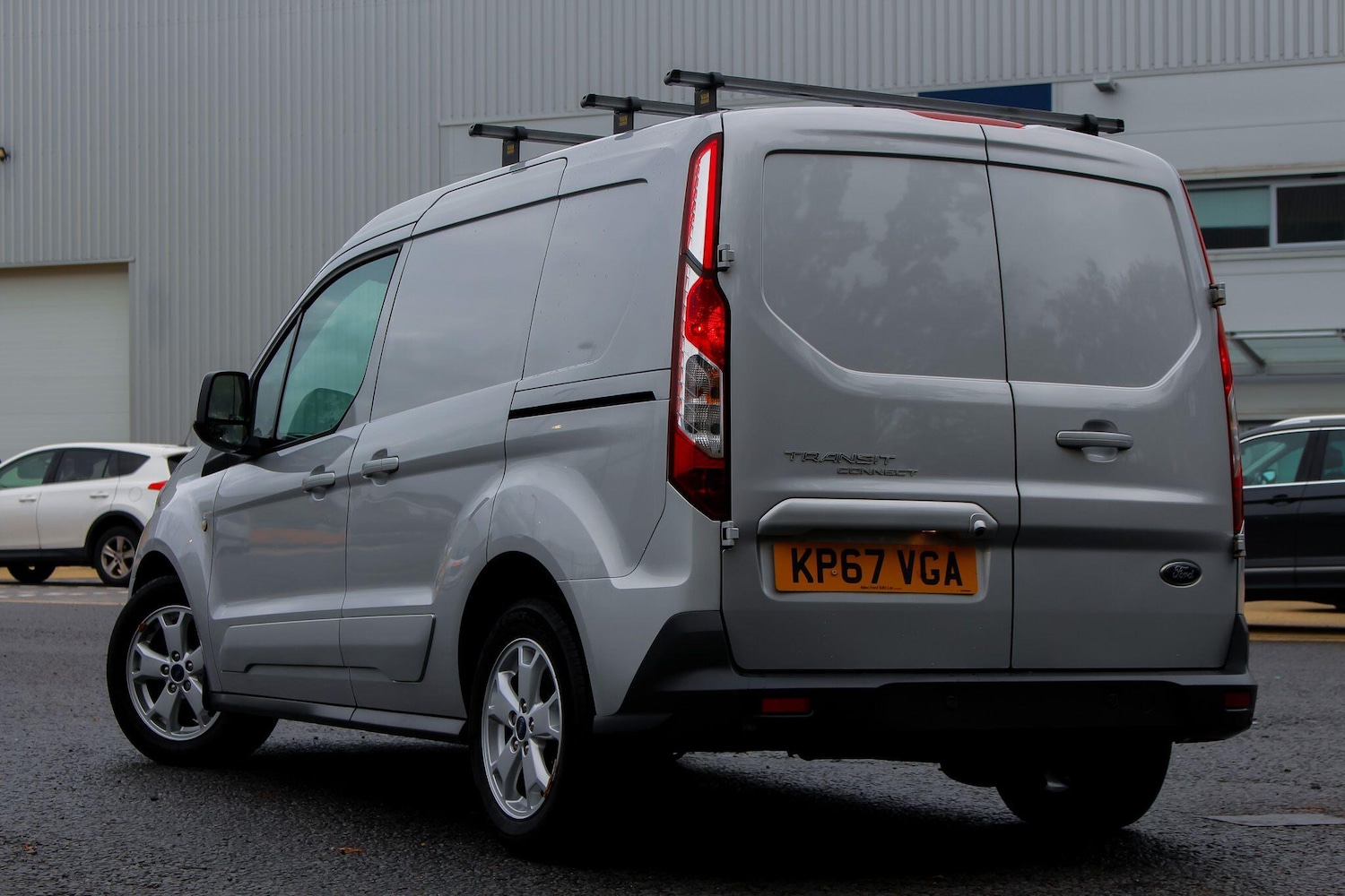 Used Ford Transit Connect 2017 for sale - 76528103: Photo 3