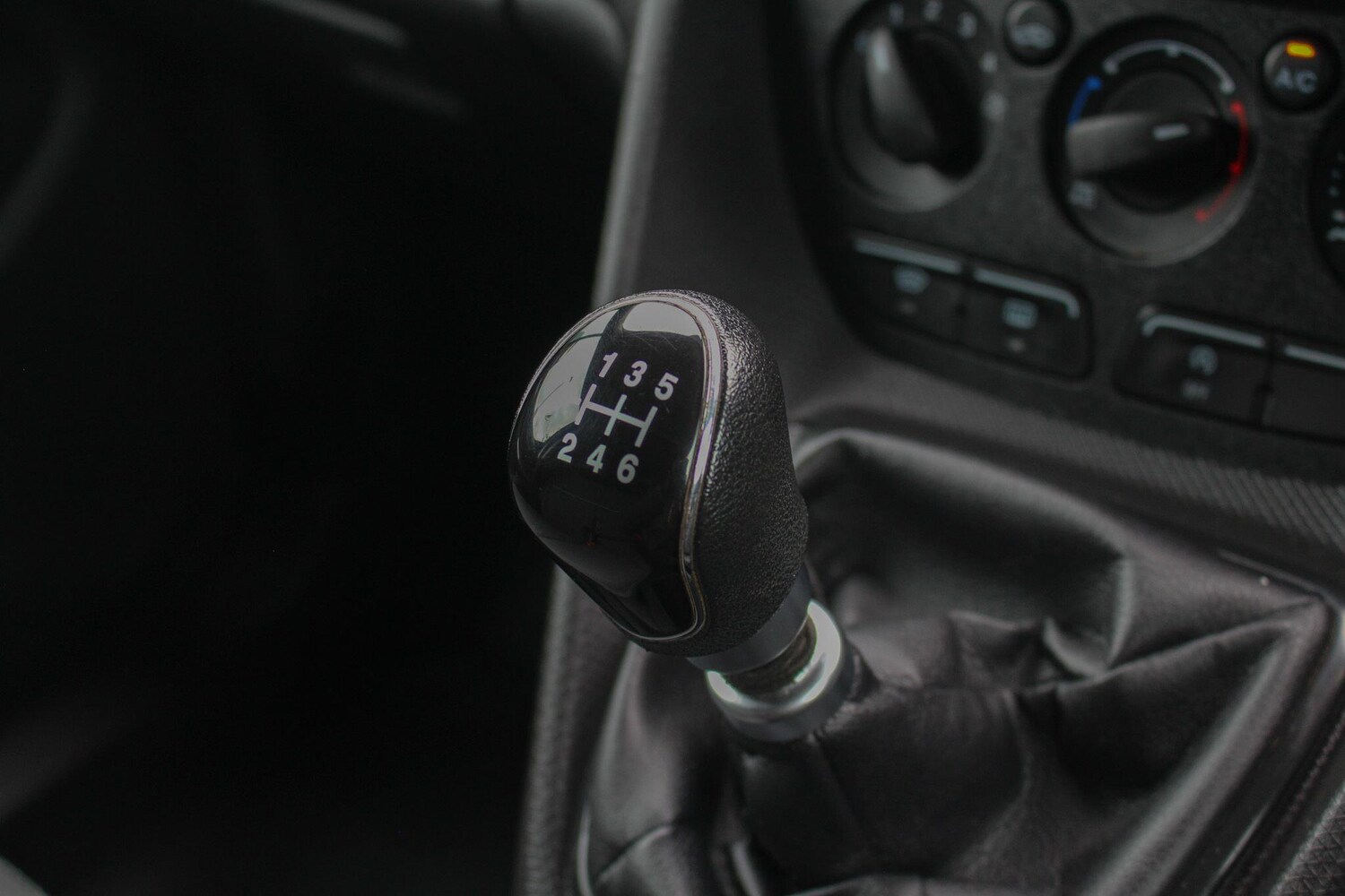 Used Ford Transit Connect 2017 for sale - 76528103: Photo 33