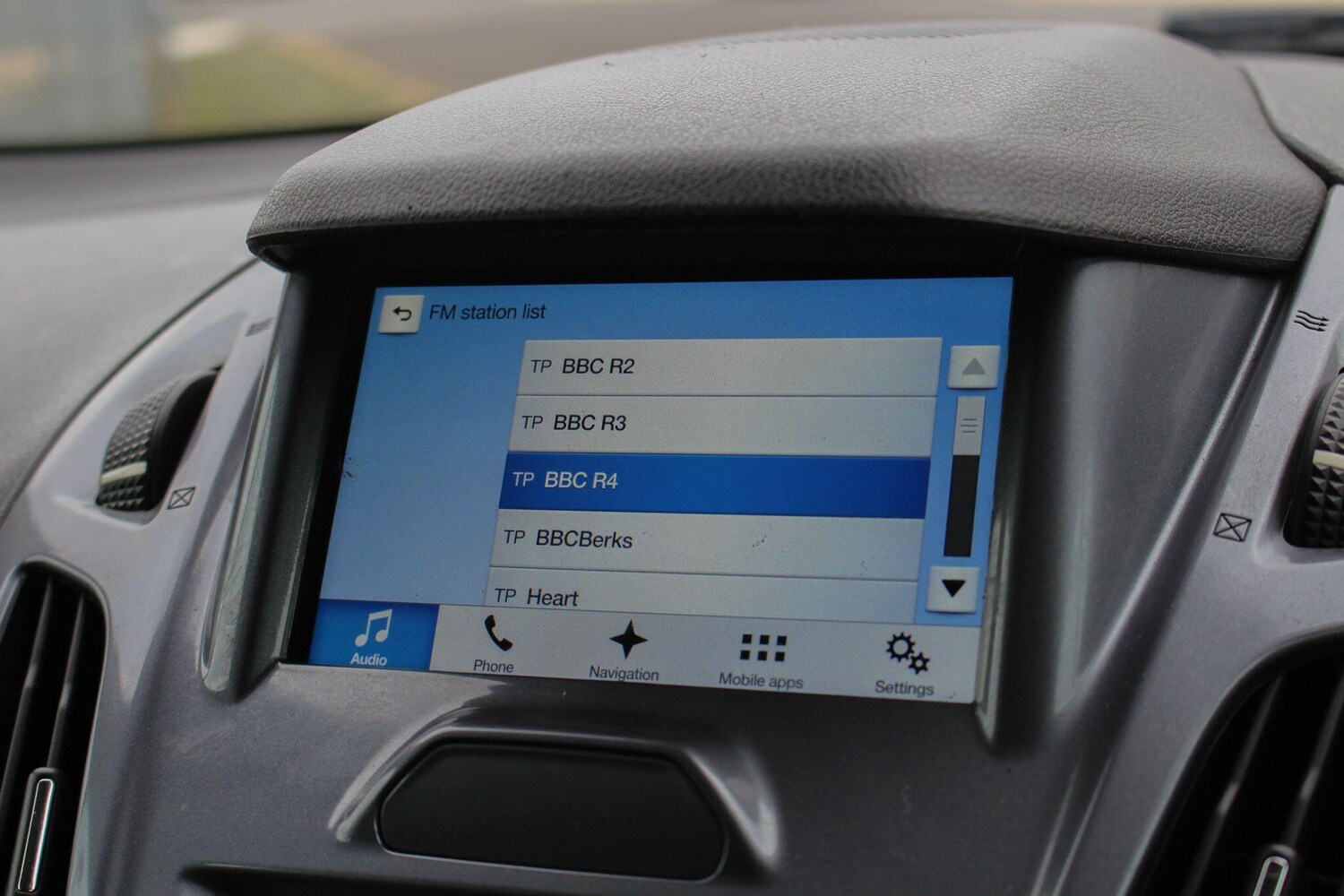 Used Ford Transit Connect 2017 for sale - 76528103: Photo 39