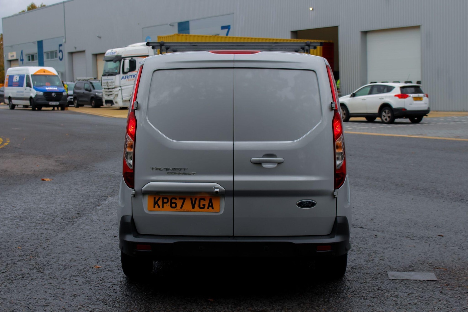 Used Ford Transit Connect 2017 for sale - 76528103: Photo 5