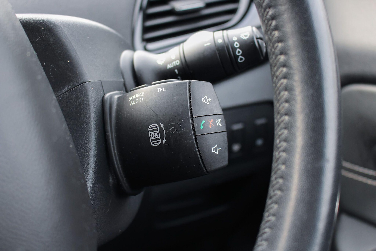 Used Renault Scenic 2014 for sale - 76832320: Photo 31