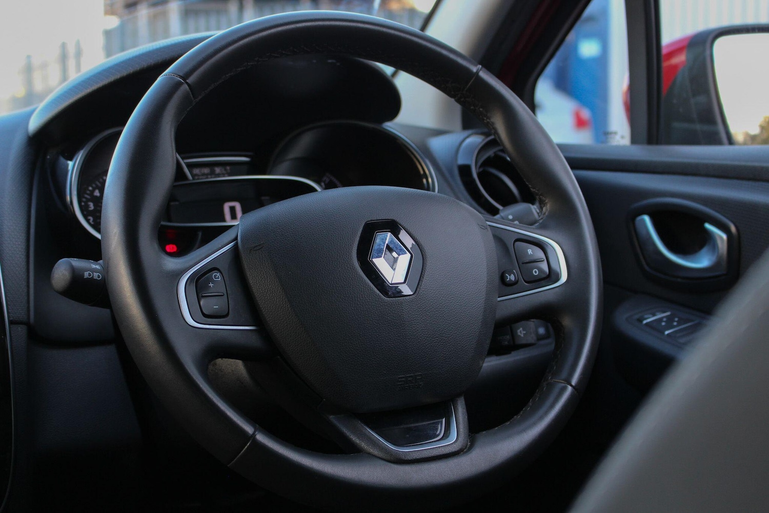 Used Renault Clio for sale - 77958407: Photo 22