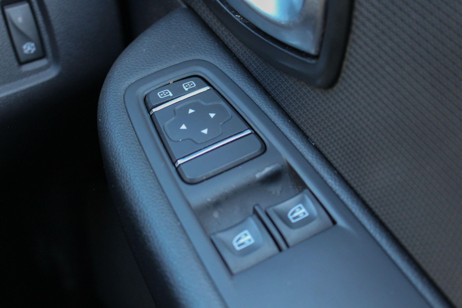 Used Renault Clio for sale - 77958407: Photo 25