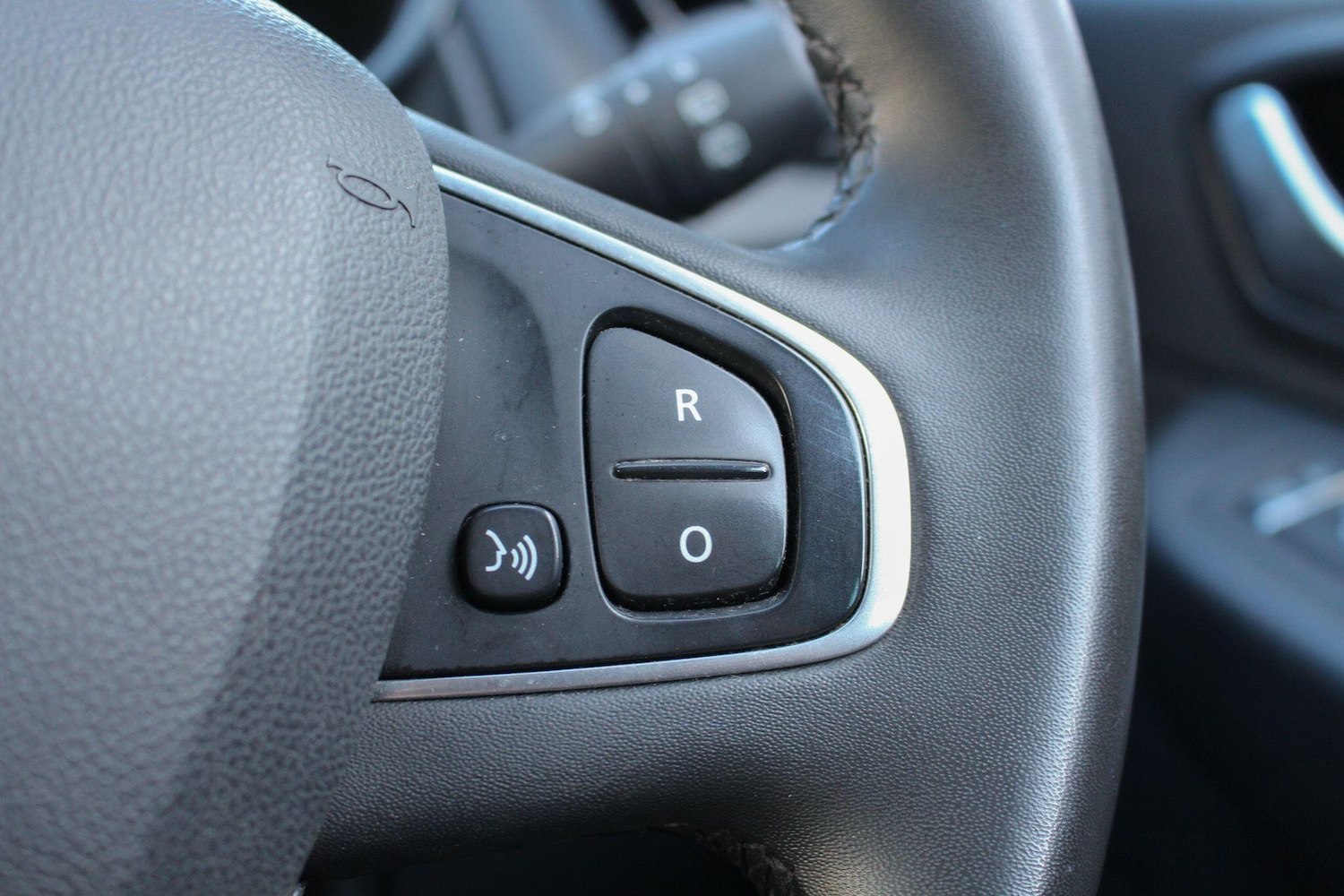 Used Renault Clio for sale - 77958407: Photo 27