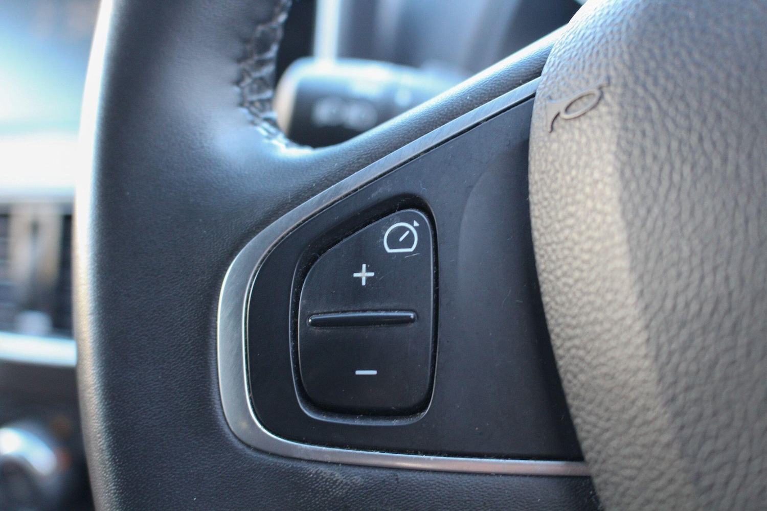 Used Renault Clio for sale - 77958407: Photo 30