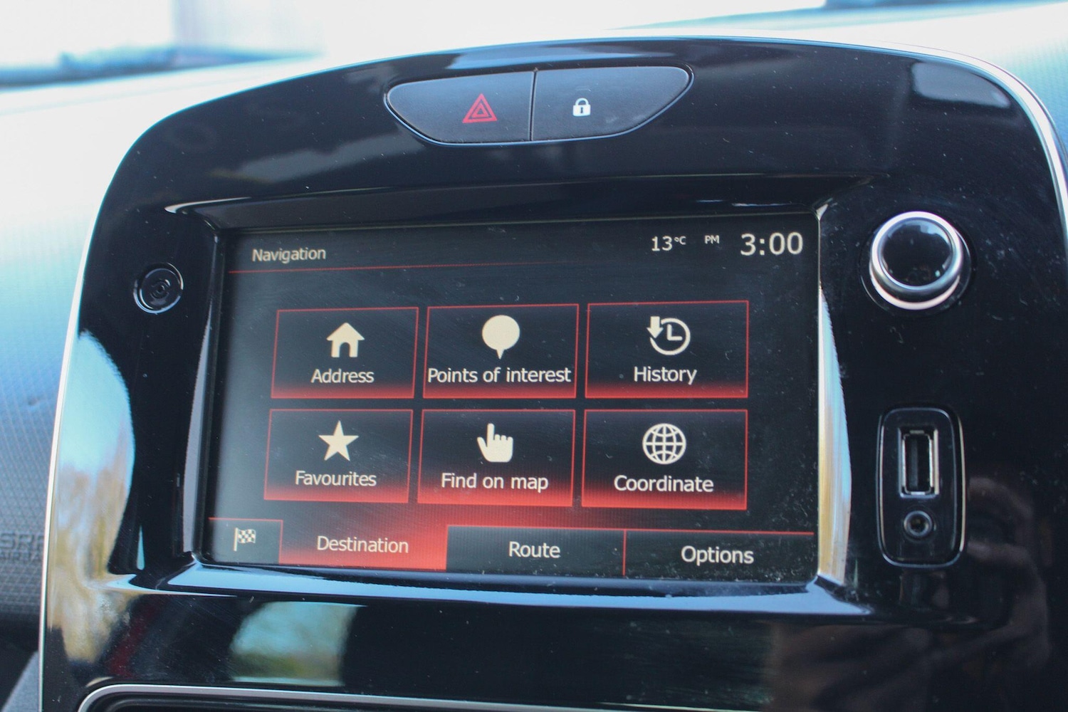 Used Renault Clio for sale - 77958407: Photo 42