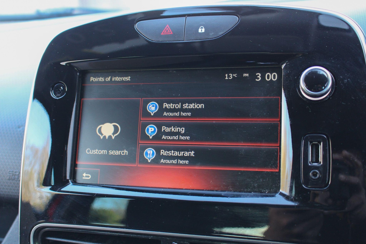 Used Renault Clio for sale - 77958407: Photo 44