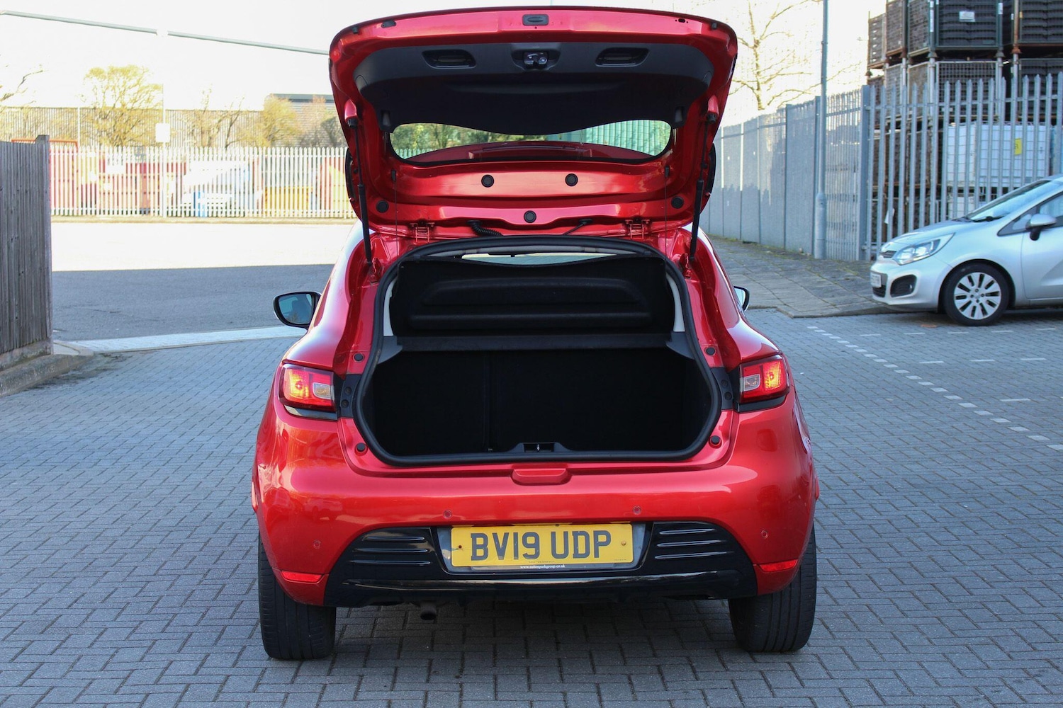 Used Renault Clio for sale - 77958407: Photo 8