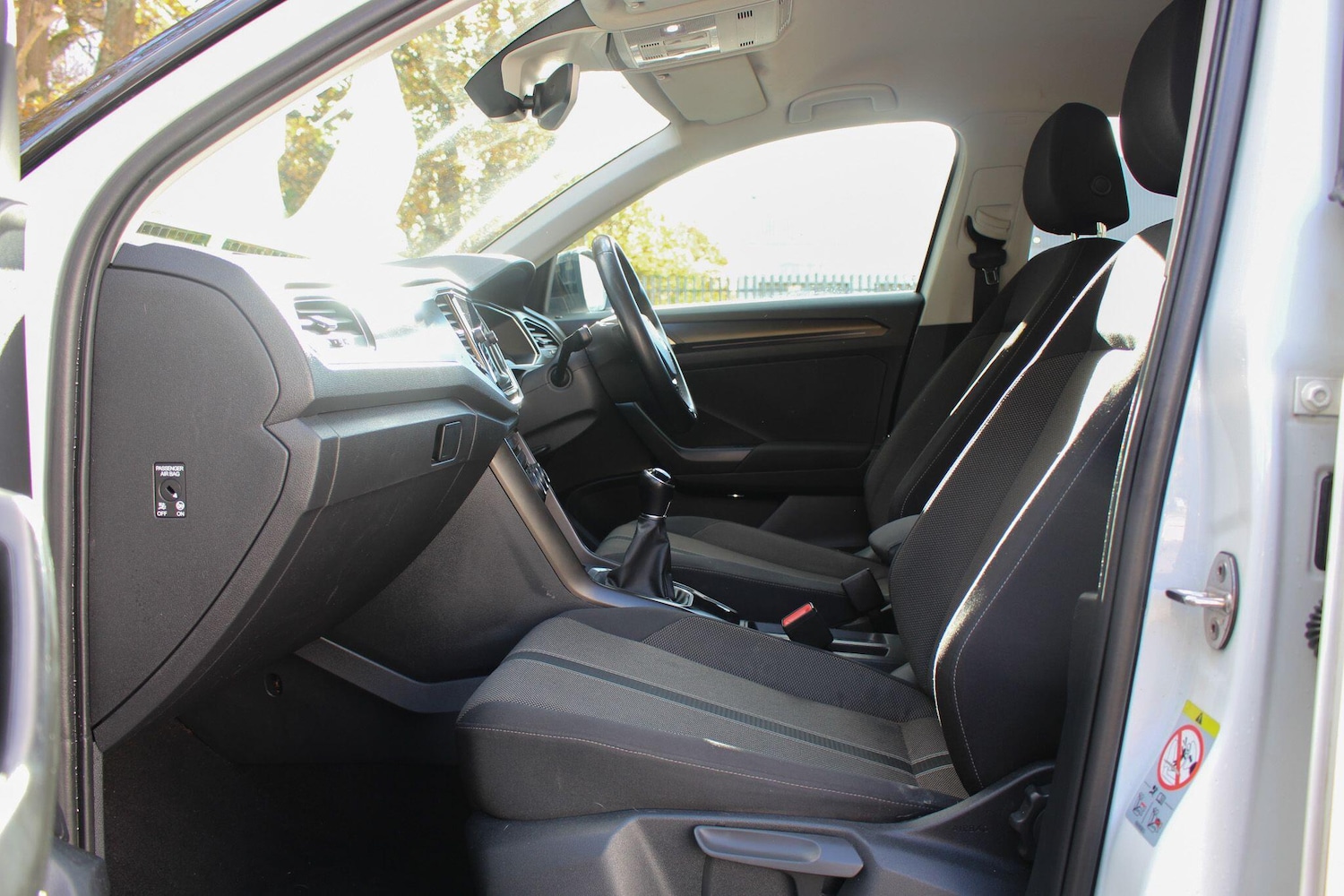 Used Volkswagen T-Roc 2019 for sale - 76528101: Photo 22