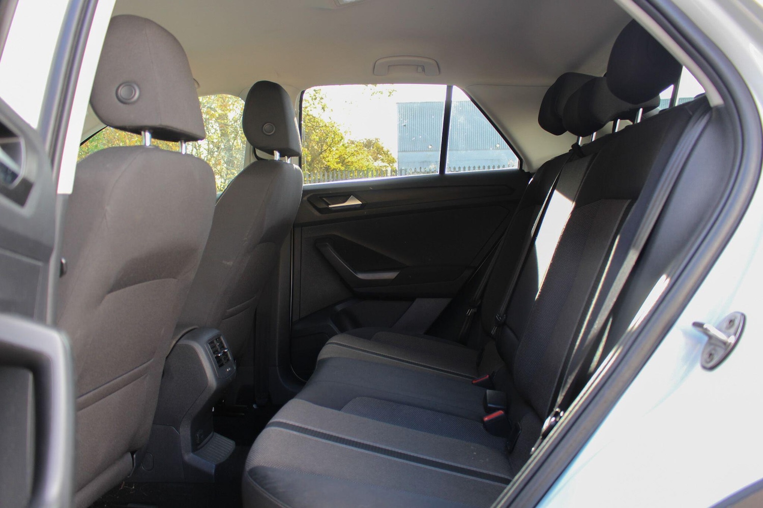 Used Volkswagen T-Roc 2019 for sale - 76528101: Photo 23