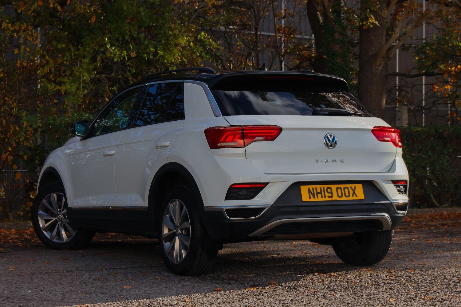 Used Volkswagen T-Roc 2019 for sale - 76528101: Photo 3