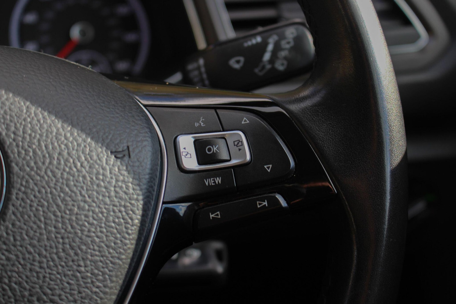 Used Volkswagen T-Roc 2019 for sale - 76528101: Photo 30