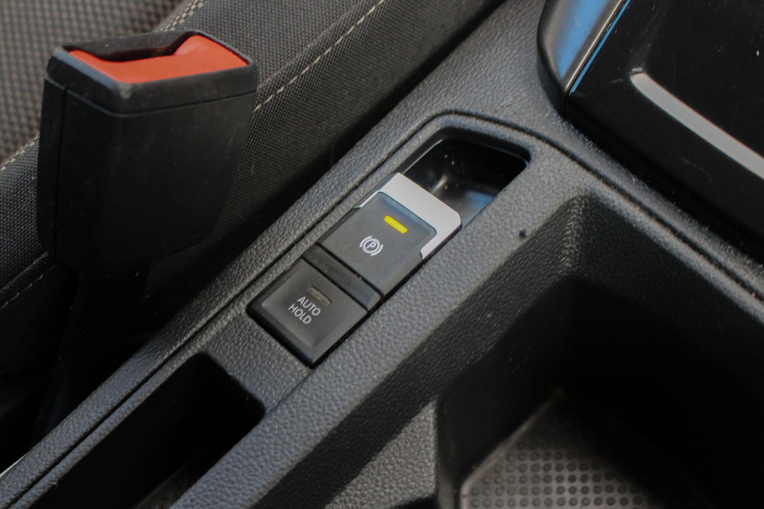 Used Volkswagen T-Roc 2019 for sale - 76528101: Photo 35