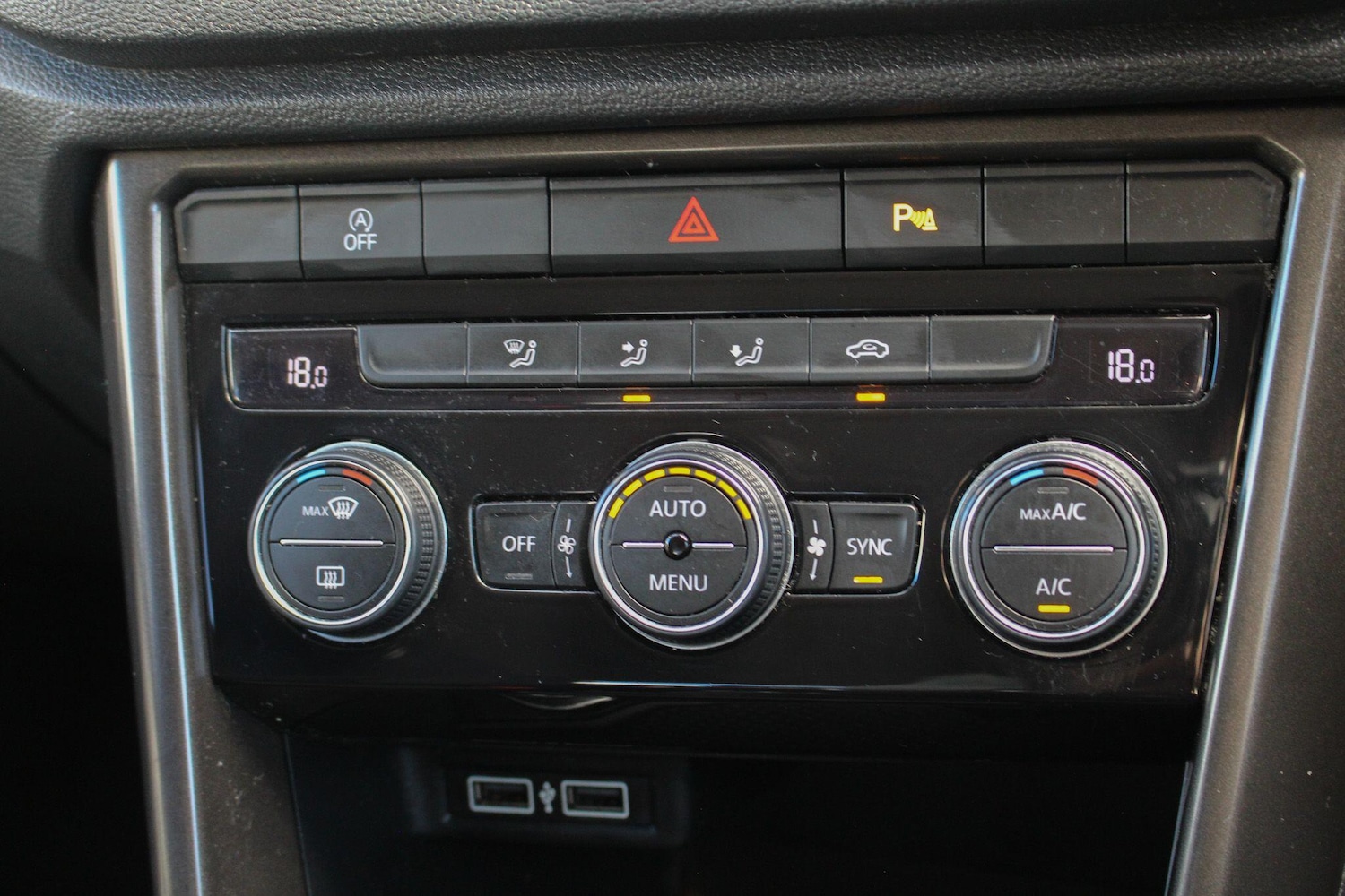 Used Volkswagen T-Roc 2019 for sale - 76528101: Photo 37