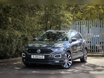Used Volkswagen T-Roc 2019 for sale - 78676228: Photo