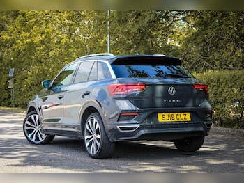 Used Volkswagen T-Roc 2019 for sale - 78676228: Photo