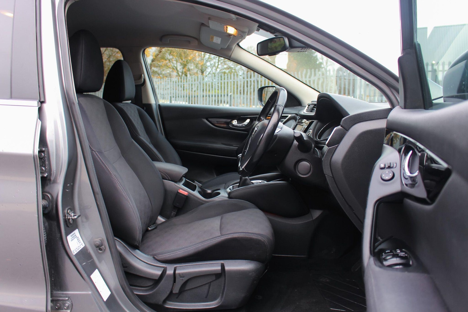 Used Nissan Qashqai 2016 for sale - 76898373: Photo 30