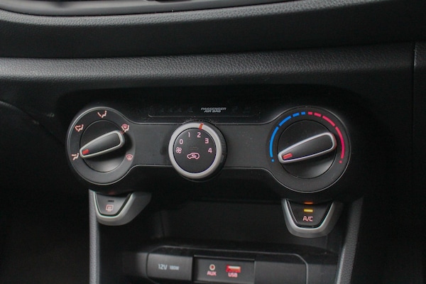 Used Kia Picanto 2018 for sale - 76175052: Photo 35