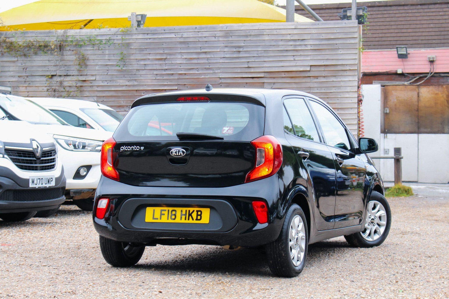 Used Kia Picanto 2018 for sale - 76175052: Photo 4