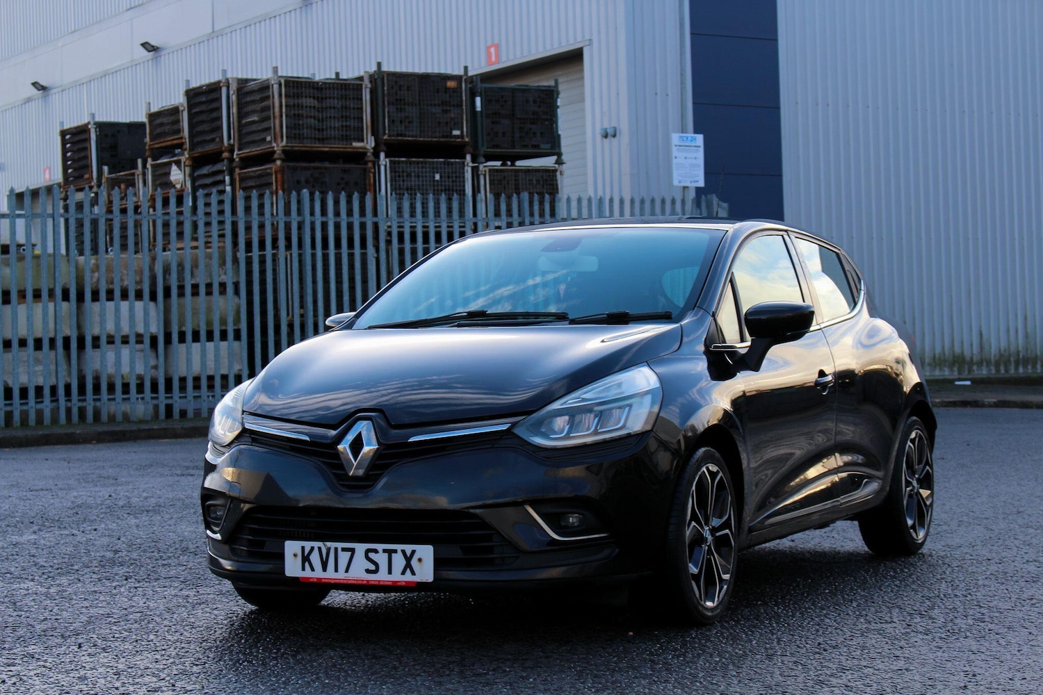 Used Renault Clio 2017 for sale - 77710572: Photo 18