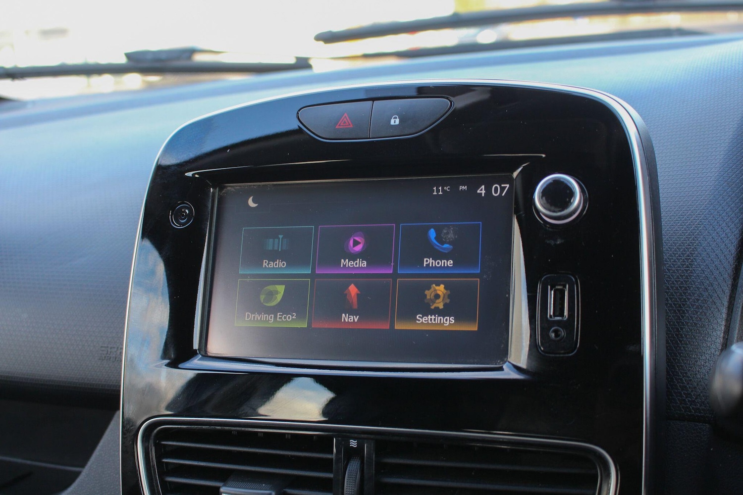 Used Renault Clio 2017 for sale - 77710572: Photo 37