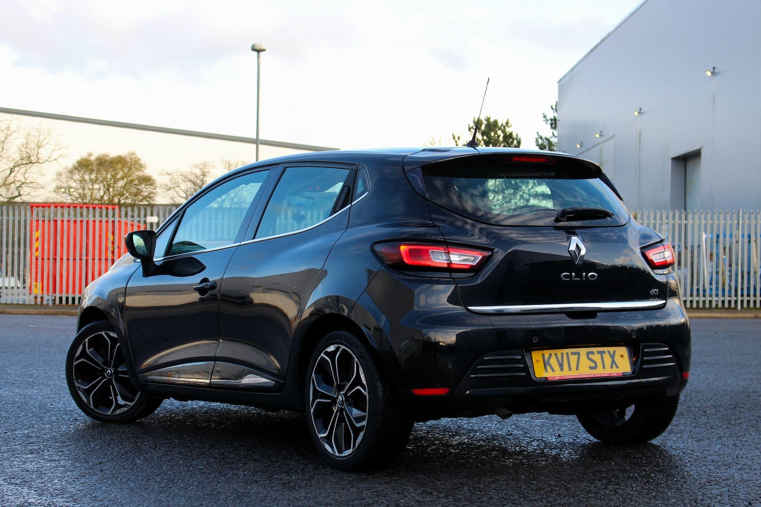 Used Renault Clio 2017 for sale - 77710572: Photo 4