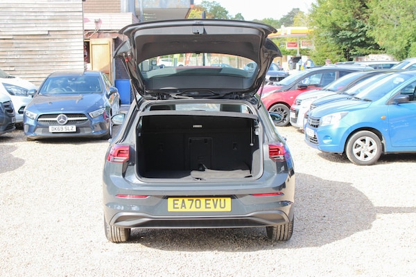 Used Volkswagen Golf 2020 for sale - 76099465: Photo 10