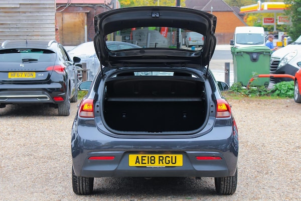 Used Kia Rio 2018 for sale - 76239112: Photo 11