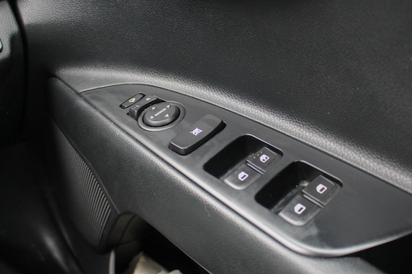 Used Kia Rio 2018 for sale - 76239112: Photo 30