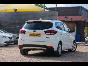 Used Kia Carens 2017 for sale - 74810649: Photo