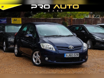 Toyota - Auris