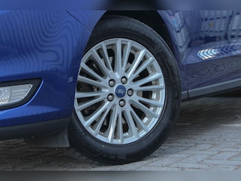 Used Ford Galaxy 2017 for sale - 78947455: Photo