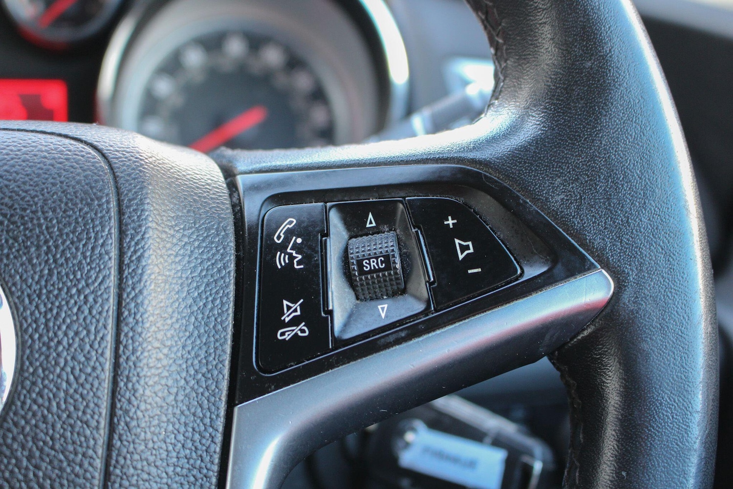 Used Vauxhall Astra 2015 for sale - 77709554: Photo 29