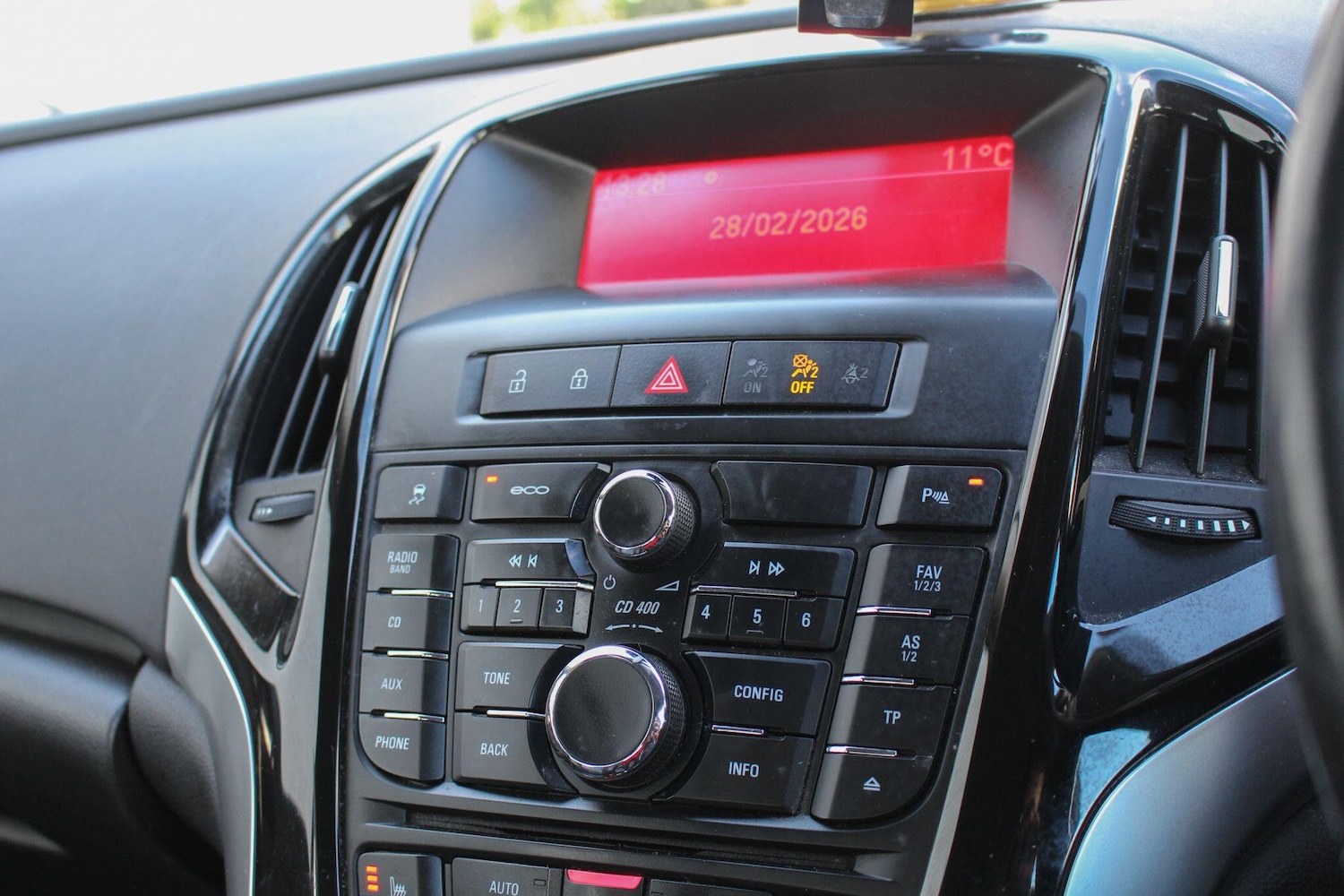 Used Vauxhall Astra 2015 for sale - 77709554: Photo 37