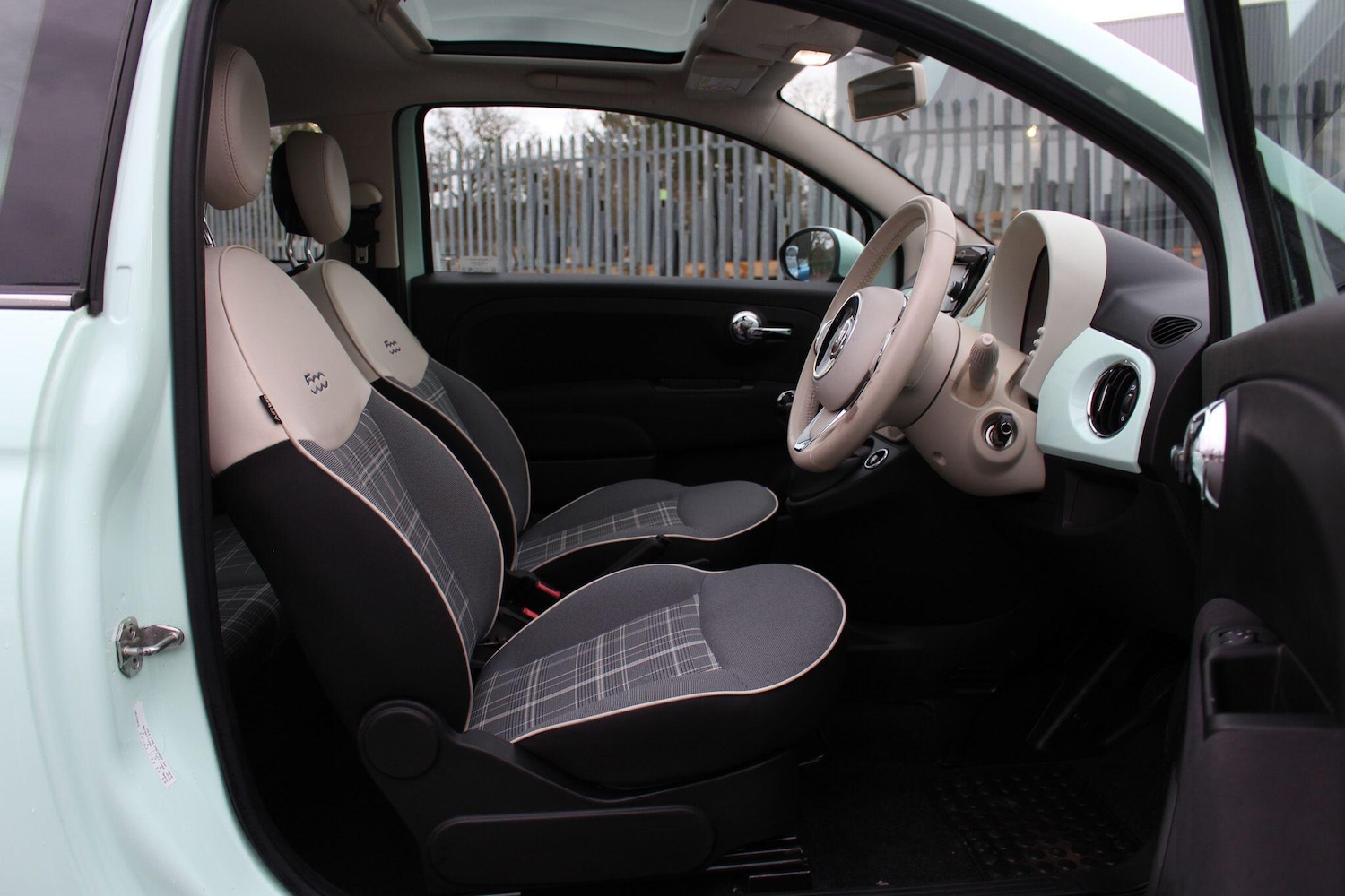 Used Fiat 500 2018 for sale - 77016353: Photo 25