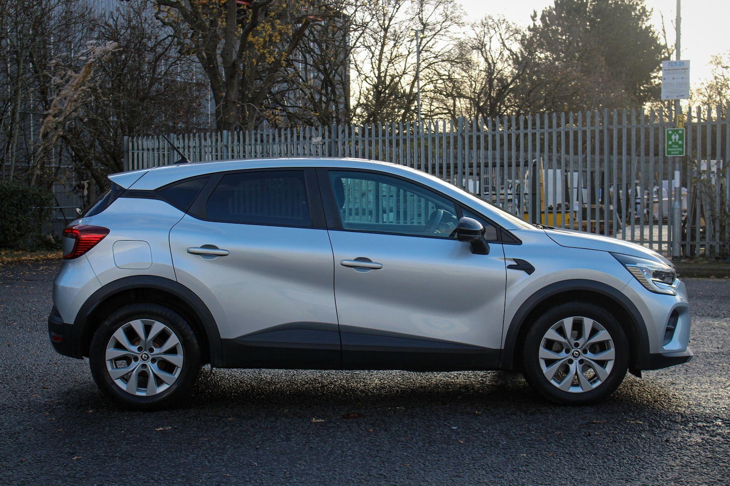 Used Renault Captur 2022 for sale - 76952498: Photo 11