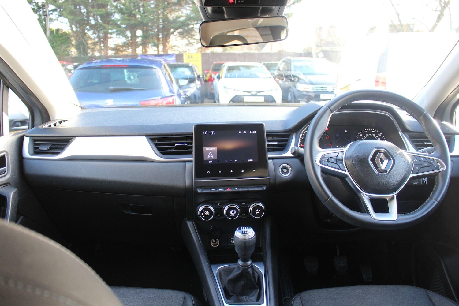 Used Renault Captur 2022 for sale - 76952498: Photo 27