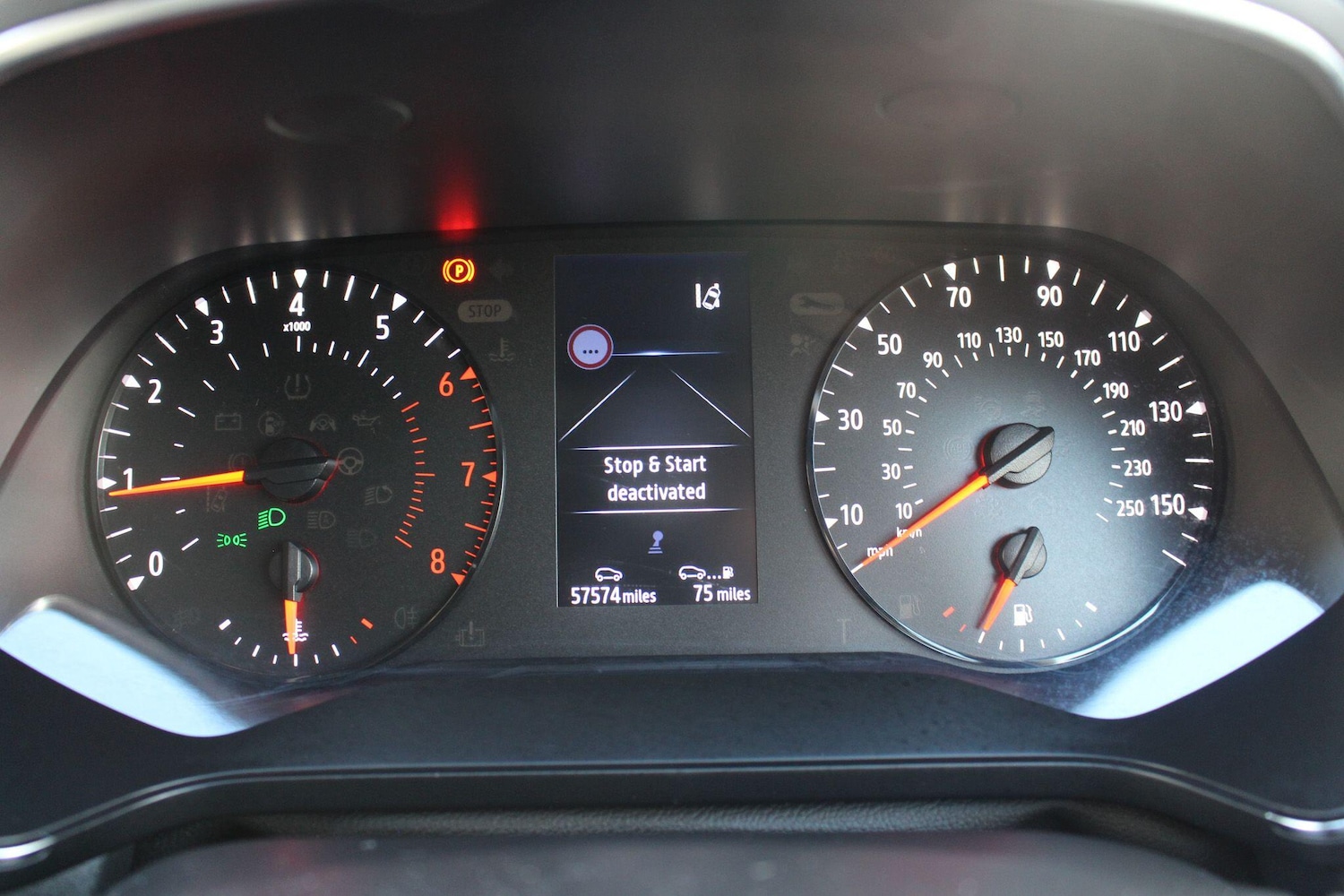 Used Renault Captur 2022 for sale - 76952498: Photo 38