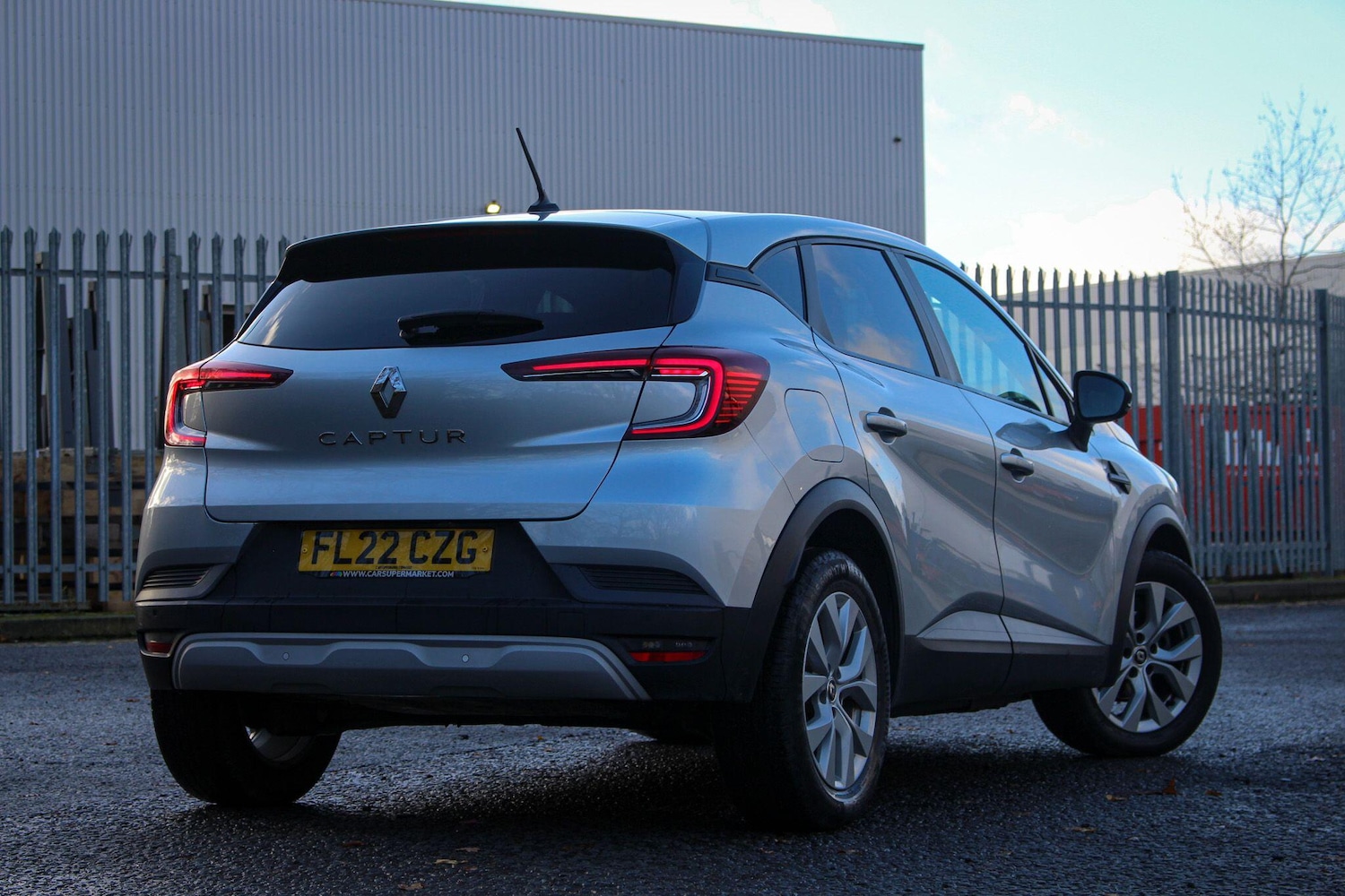 Used Renault Captur 2022 for sale - 76952498: Photo 5