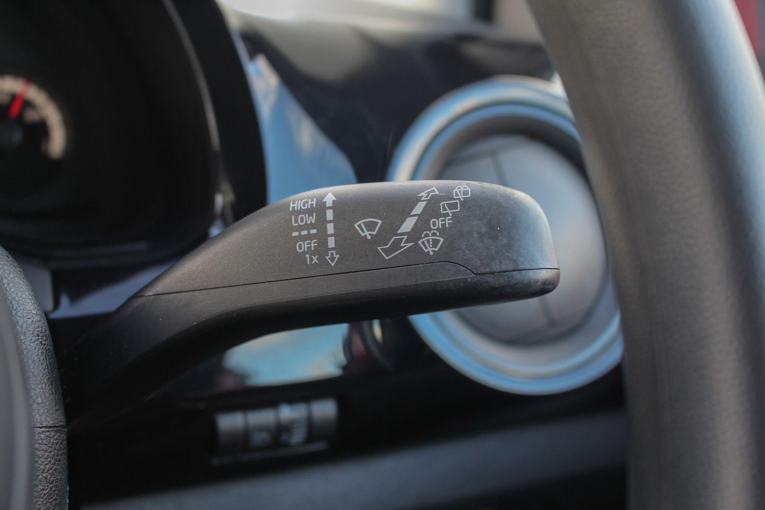 Used Volkswagen up! 2012 for sale - 76942440: Photo 25