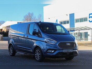 Used Ford Tourneo Custom 2019 for sale - 77155264: Photo