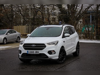 Used Ford Kuga 2018 for sale - 77120520: Photo
