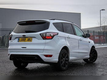 Used Ford Kuga 2018 for sale - 77120520: Photo