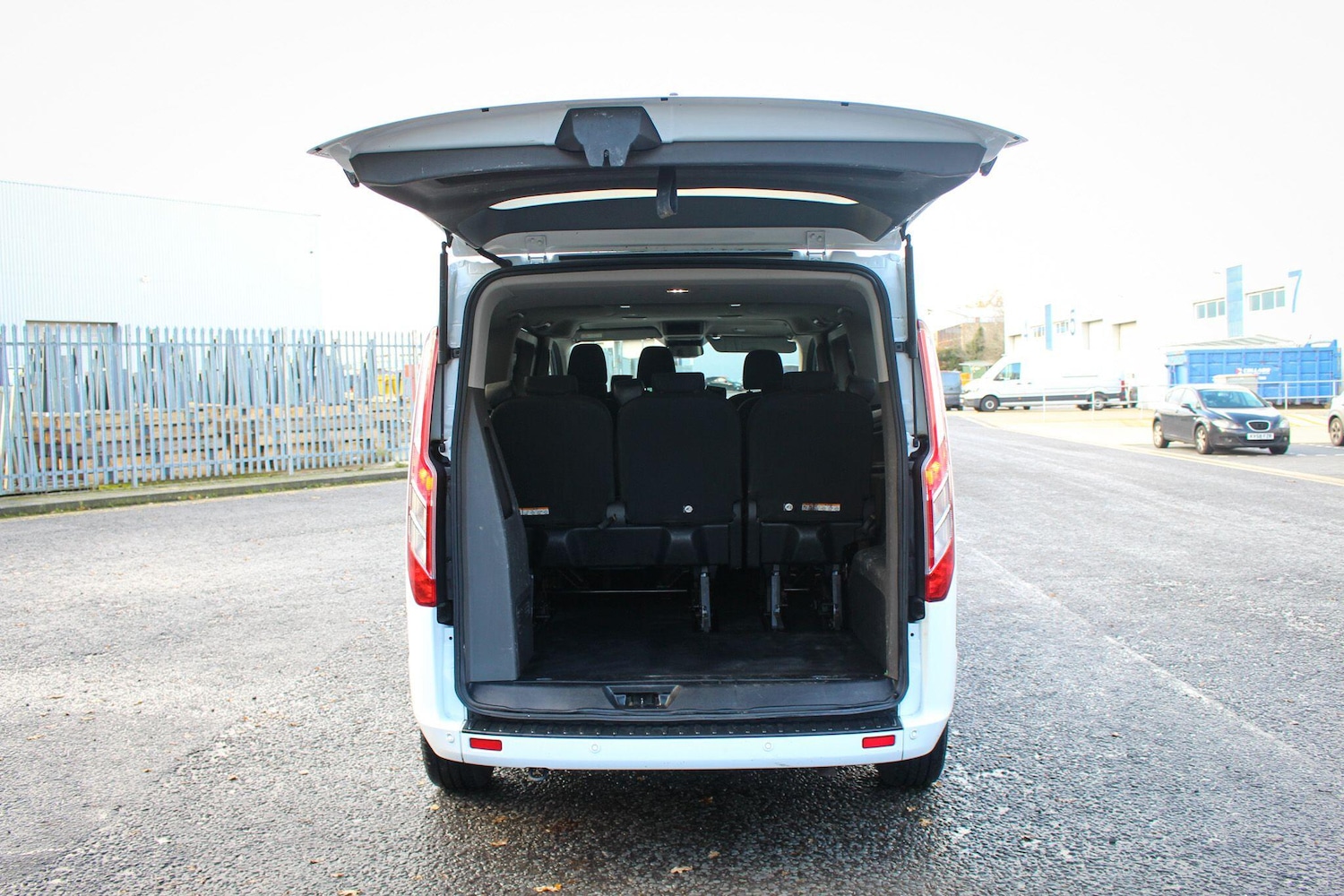 Used Ford Tourneo Custom 2020 for sale - 76898451: Photo 9