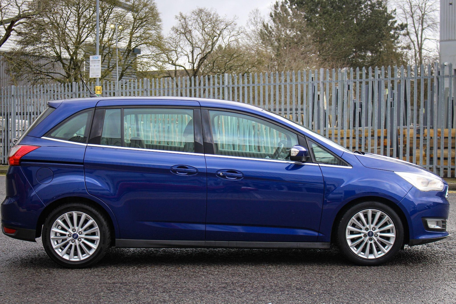 Used Ford Grand C-Max 2018 for sale - 77305736: Photo 11