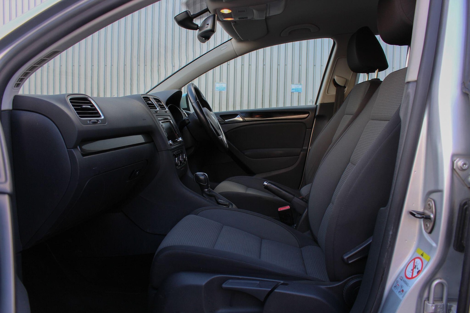 Used Volkswagen Golf 2012 for sale - 77709648: Photo 17