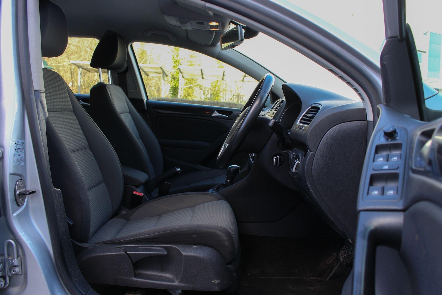 Used Volkswagen Golf 2012 for sale - 77709648: Photo 22