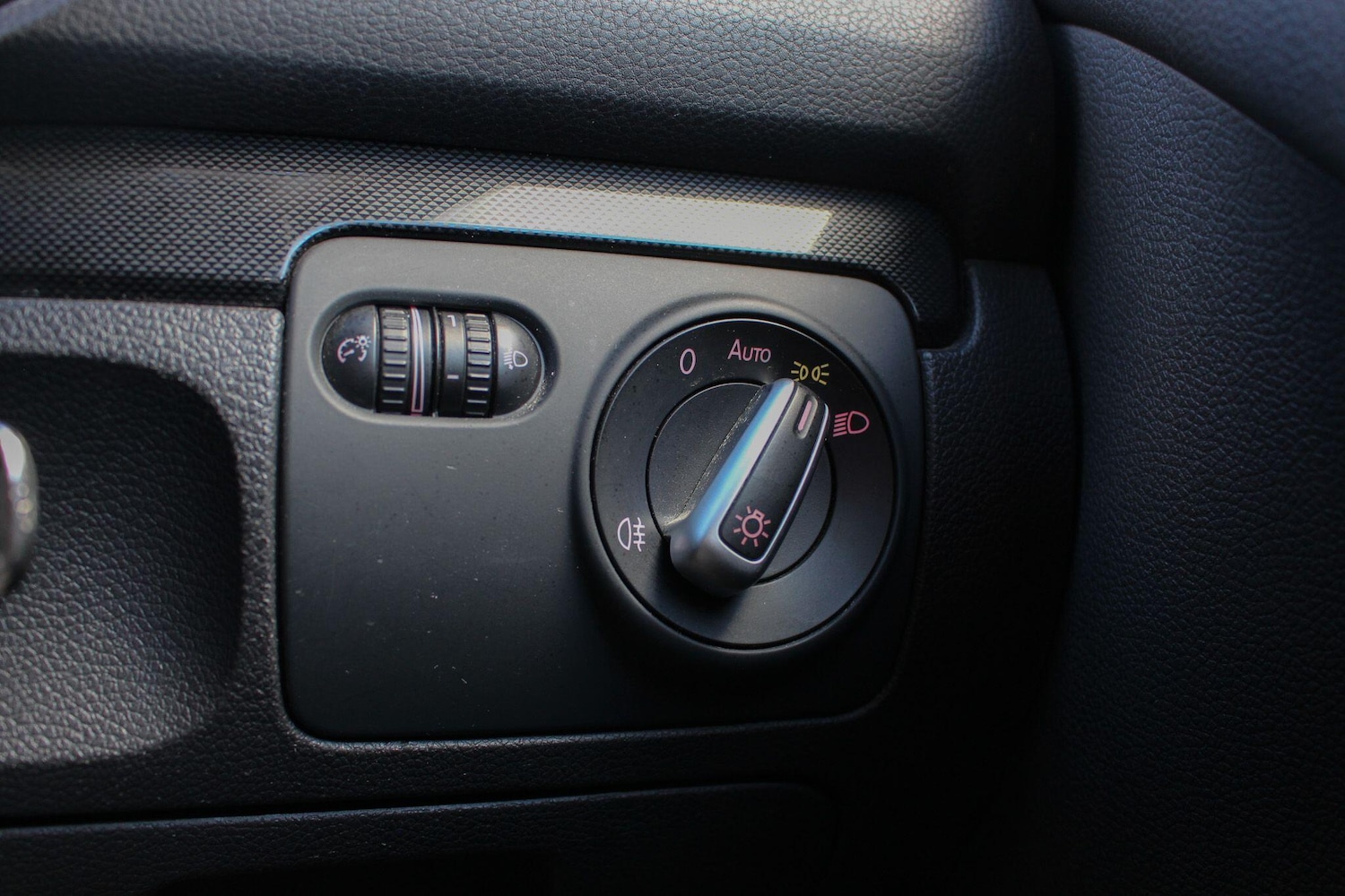 Used Volkswagen Golf 2012 for sale - 77709648: Photo 24