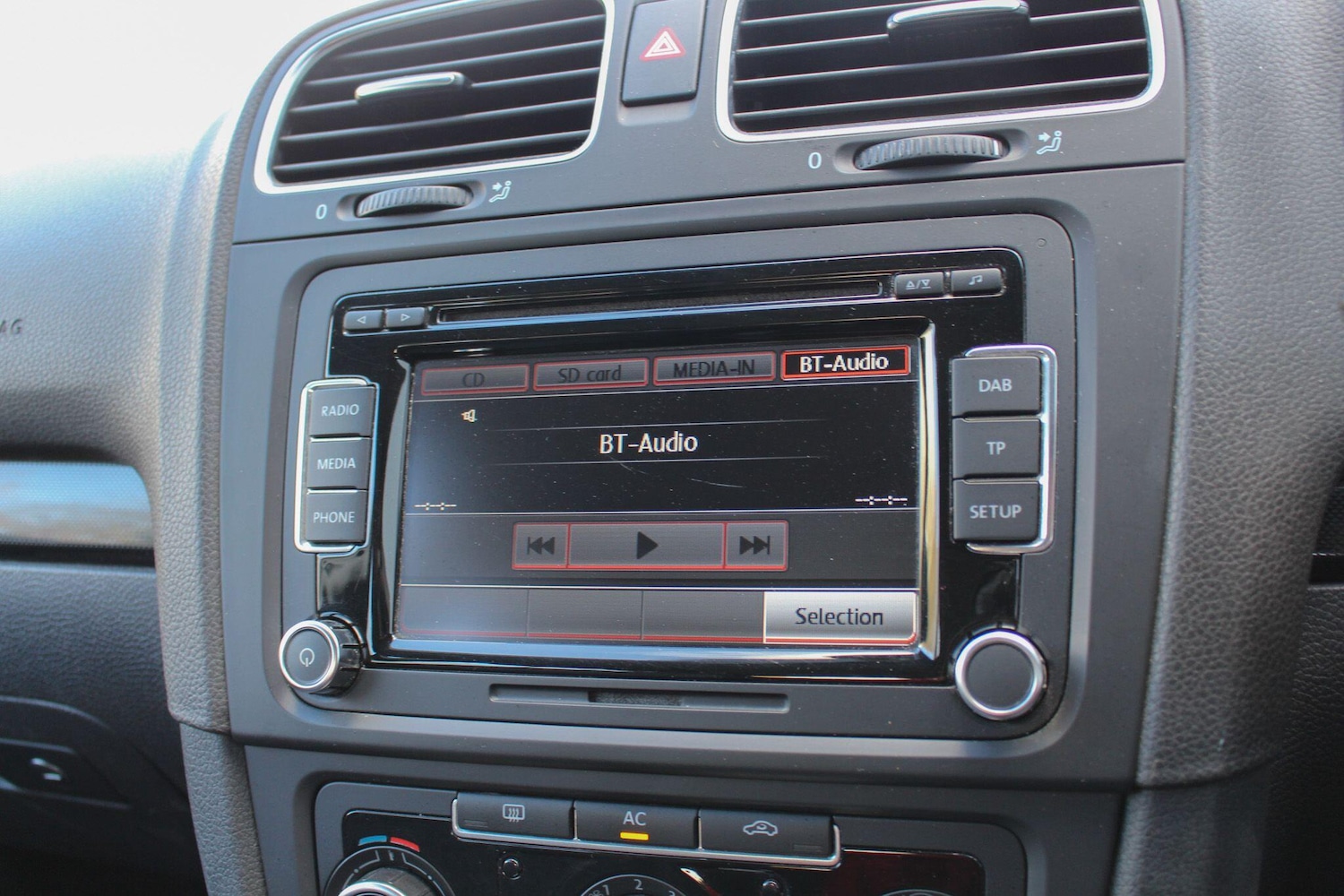 Used Volkswagen Golf 2012 for sale - 77709648: Photo 33